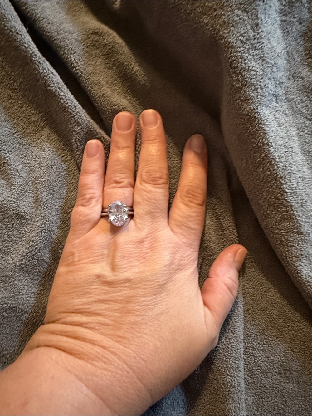 Elegant Silver Solitaire Oval CZ Engagement Ring with silver 925 band size 6